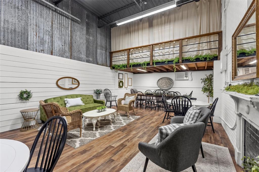 A0510 HILLER JOSEPH - Commercial Sale