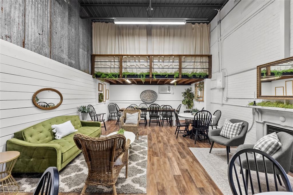 A0510 HILLER JOSEPH - Commercial Sale