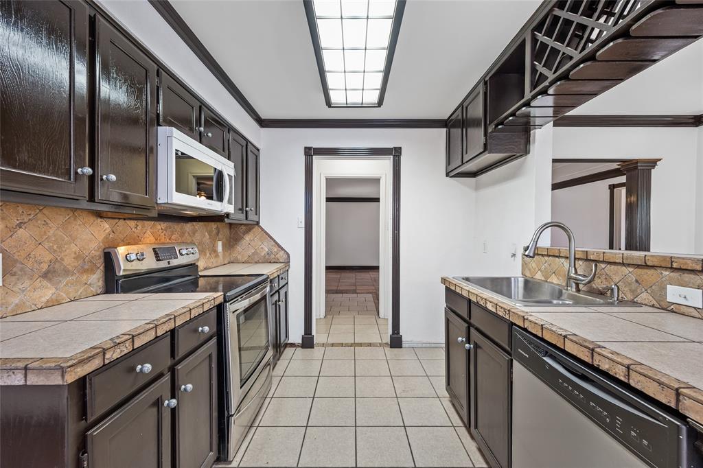 Autumn Hill Arlington - Residential