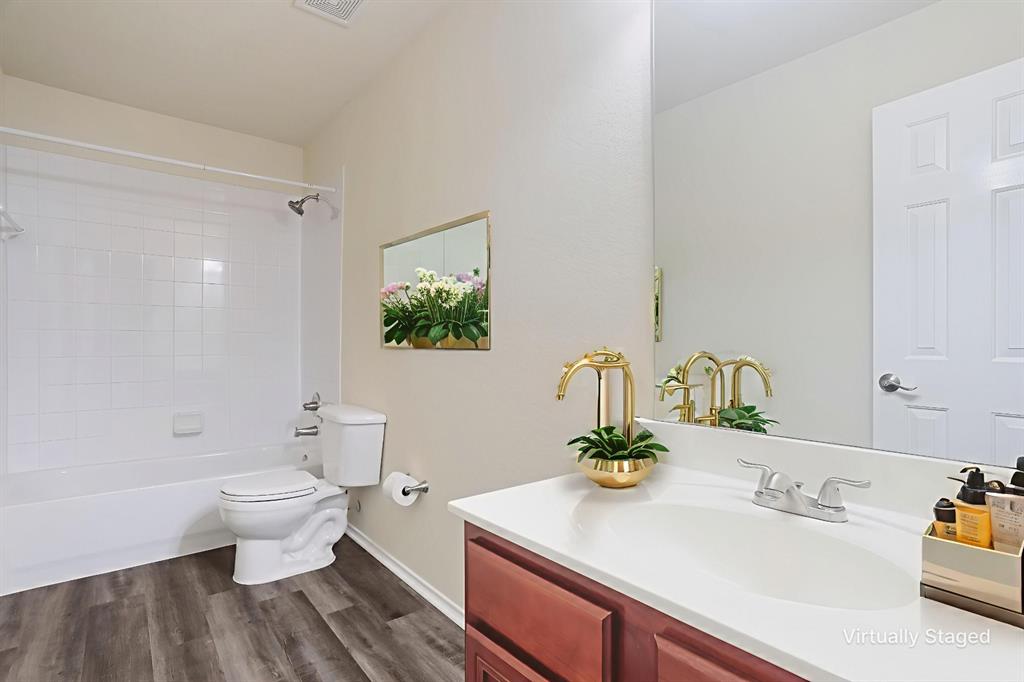 Greenleaf Village Ph 01 - Residential