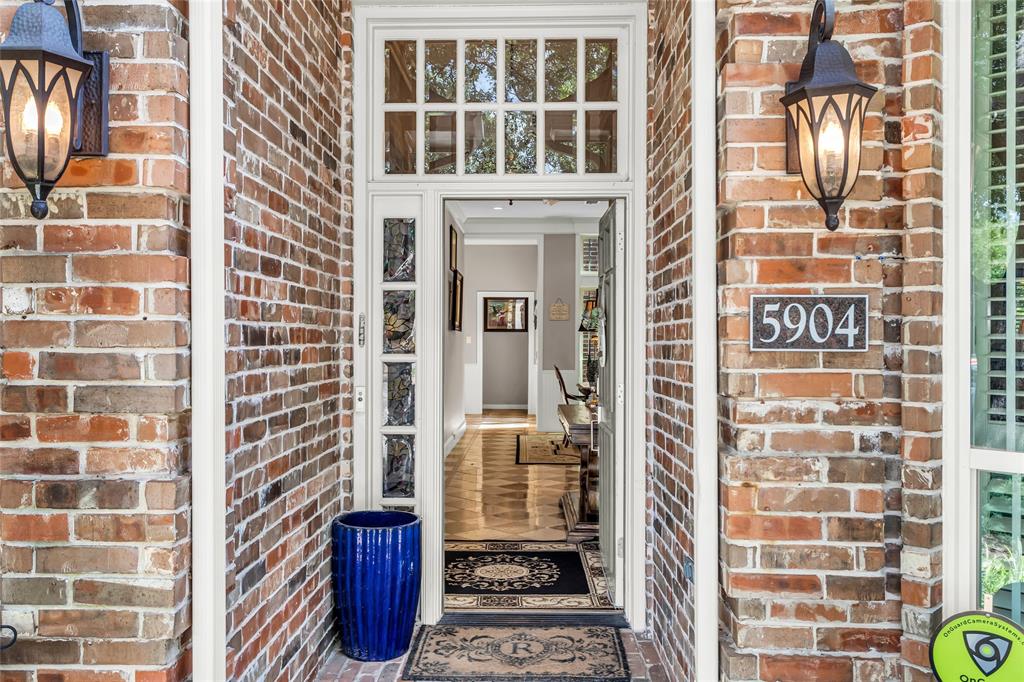 5904 Richwater Drive