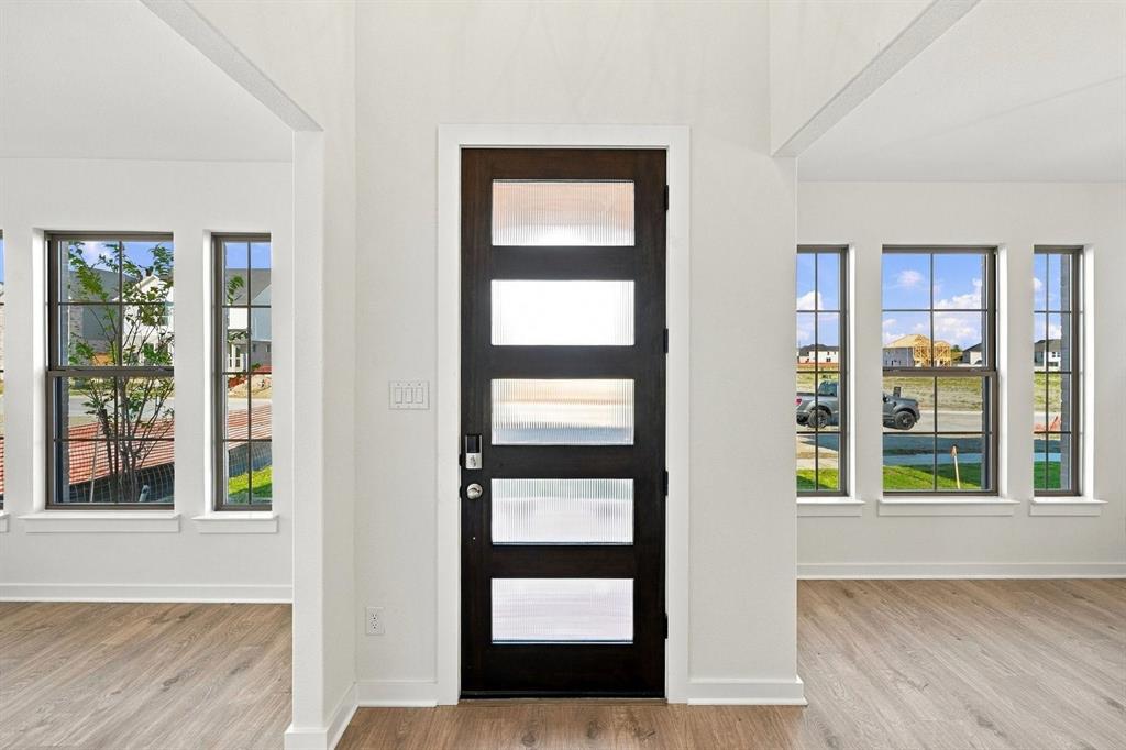2428 Trailrunner Drive