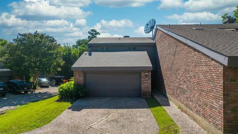 804 Clarissa Garland TX 75040