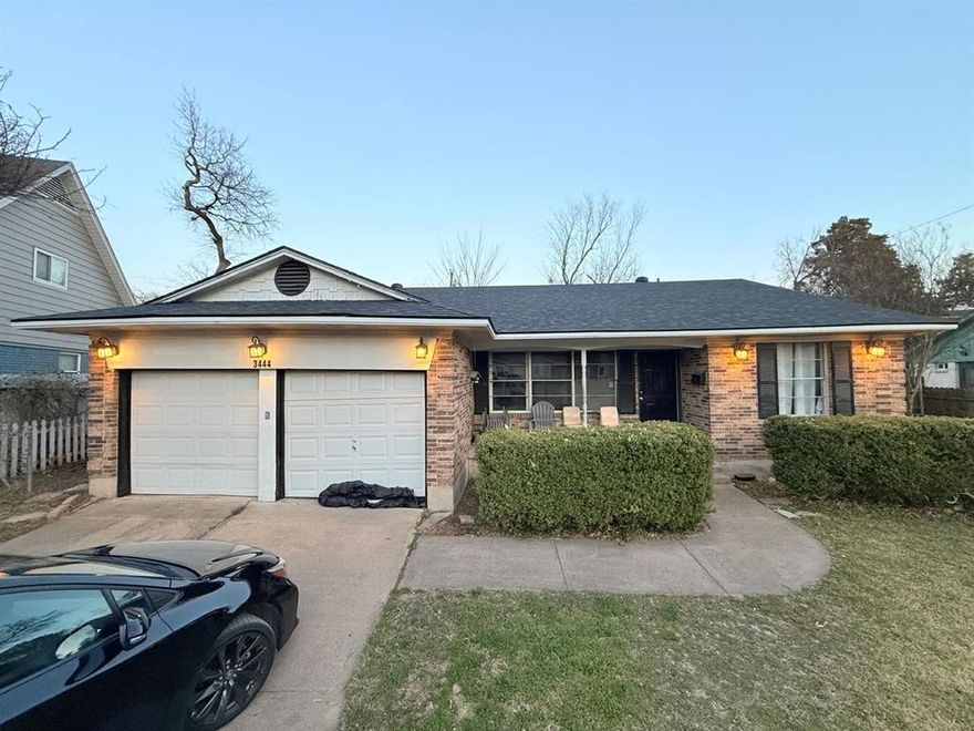 Owner Financed Opportunity in Greenwood Terrace! This property is a rare chance to own a 4-bedroom, 2 full bathroom home with flexible financing options.
This well-sized residence offers 1,412 square feet of comfortable living space, ideal for a growing family or anyone looking for additional room to work from home. The functional floor plan provides a spacious living area, generously sized bedrooms, and two full bathrooms for added convenience. Located in the established Greenwood Terrace subdivision, this home offers both neighborhood charm and everyday accessibility. Enjoy being just minutes from Grover C. Keeton Golf Course — perfect for outdoor enthusiasts, morning walks, or weekend tee times.
Prime location with quick access to Walmart, Aldi, Fiesta Mart, Multiple restaurants and shopping centers, Major highways for an easy commute. Whether you're a first-time buyer or someone seeking an alternative to traditional bank financing, this property presents a great pathway to homeownership in Dallas. Property is in good conditions with recent improvements such as: New roof and new HVAC.
Contact listing agent for owner financing terms and details.