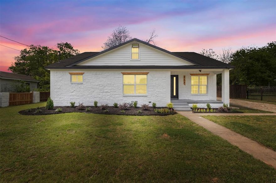 Fully remodeled and move-in ready! This beautifully updated 3-bedroom, 2-bath home offers modern comfort with thoughtful upgrades throughout. From the moment you arrive, you’ll notice the fresh landscaping and inviting curb appeal.
Inside, the home is filled with natural light and stylish modern fixtures. The primary suite offers a private retreat with its own ensuite bathroom and a spacious walk-in closet.
One of the standout features of this home is the unique and versatile floor plan, which includes an additional family room with a cozy fireplace. This space can easily adapt to your lifestyle—whether you envision it as a second living area, game room, entertainment space, or a large gathering spot to host family and friends.
Outside, the property offers ample driveway parking and an enclosed setting that adds both convenience and privacy.