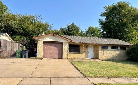 2019 Ruth Street Arlington TX 76010