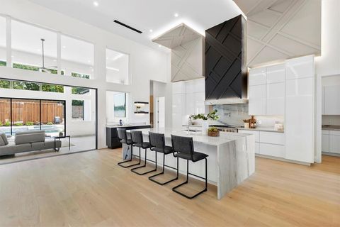 Tiny photo for 11314 Hillcrest Road, Dallas, TX 75230 (MLS # 21056131)