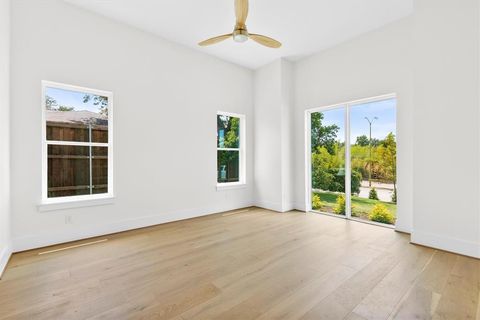 Tiny photo for 11314 Hillcrest Road, Dallas, TX 75230 (MLS # 21056131)