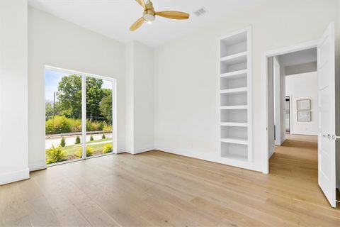 Tiny photo for 11314 Hillcrest Road, Dallas, TX 75230 (MLS # 21056131)