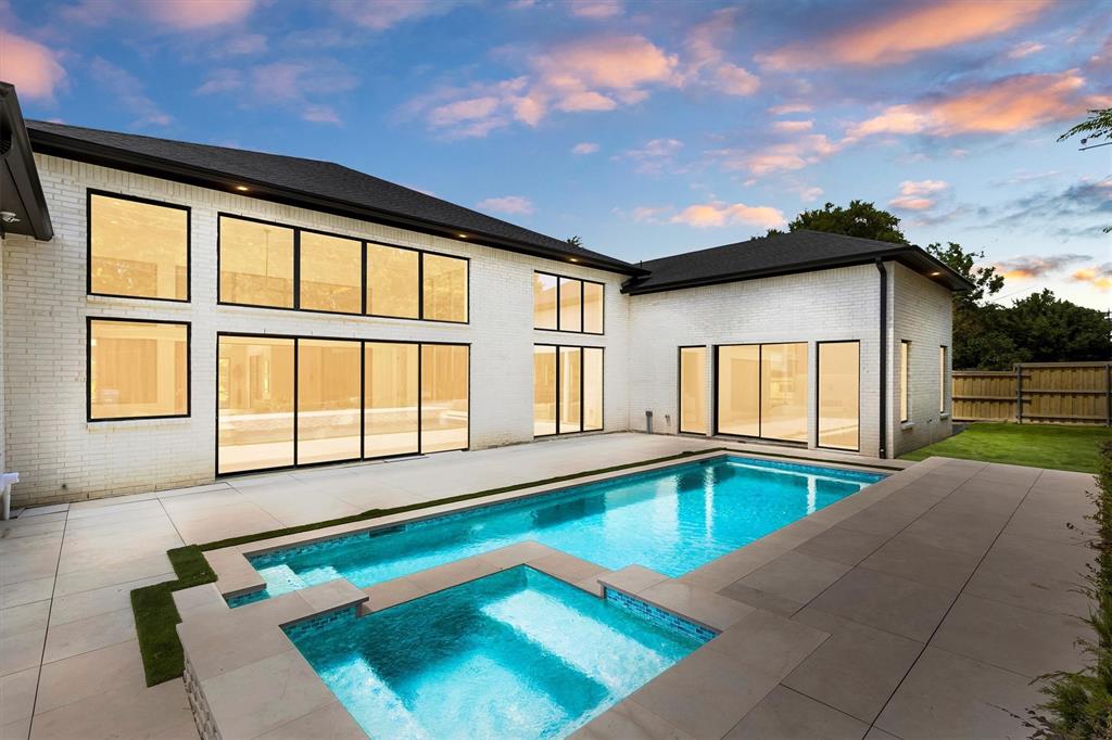 EUDORA ESTATES NO 3 - Residential Lease