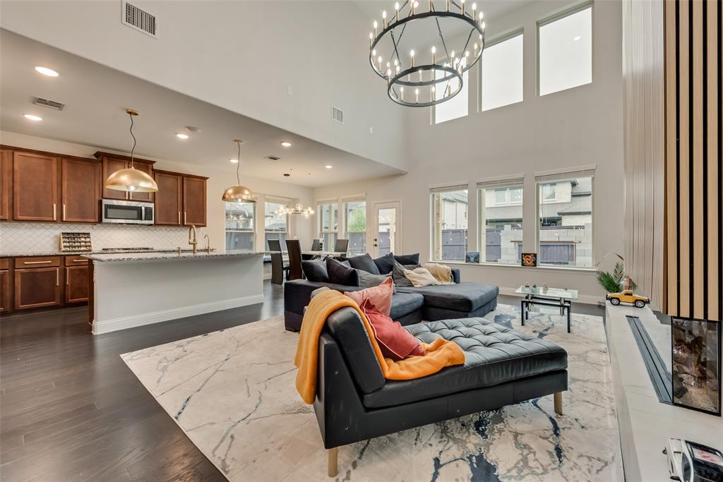 2900 Evergreen Trail