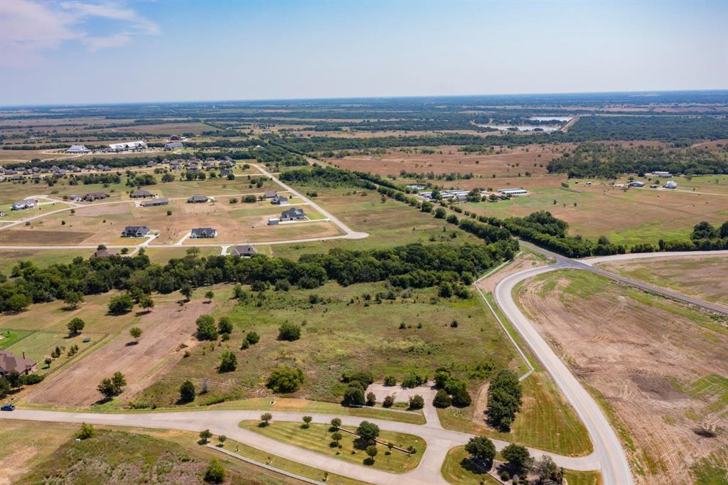 1000 & 1077 Eagle Lake Drive