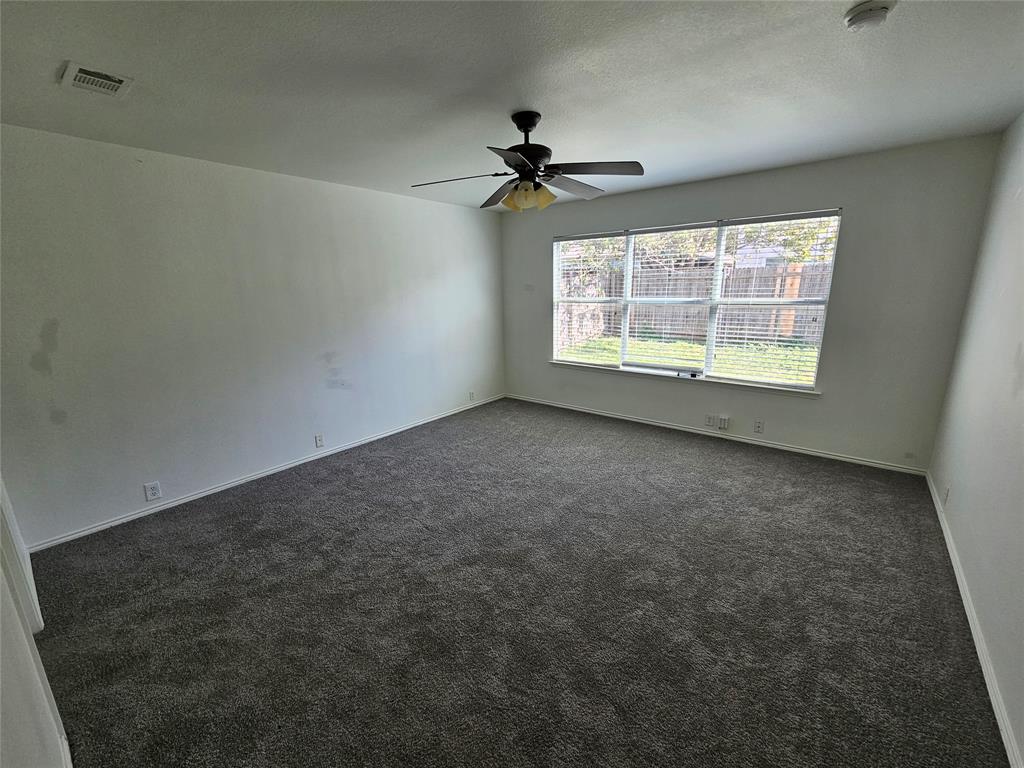 Everman Park South Add - Residential Lease