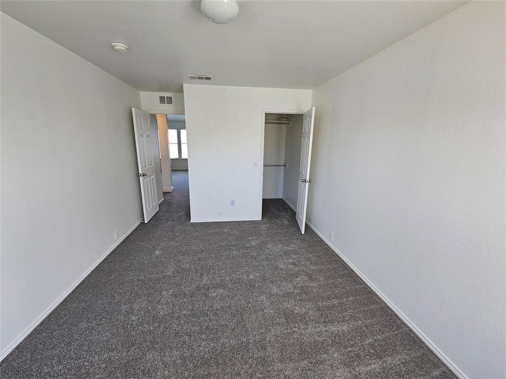 Everman Park South Add - Residential Lease