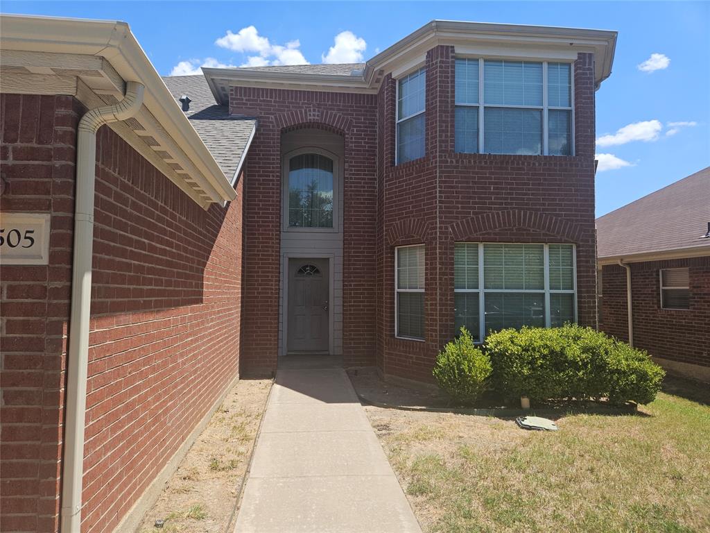 Everman Park South Add - Residential Lease