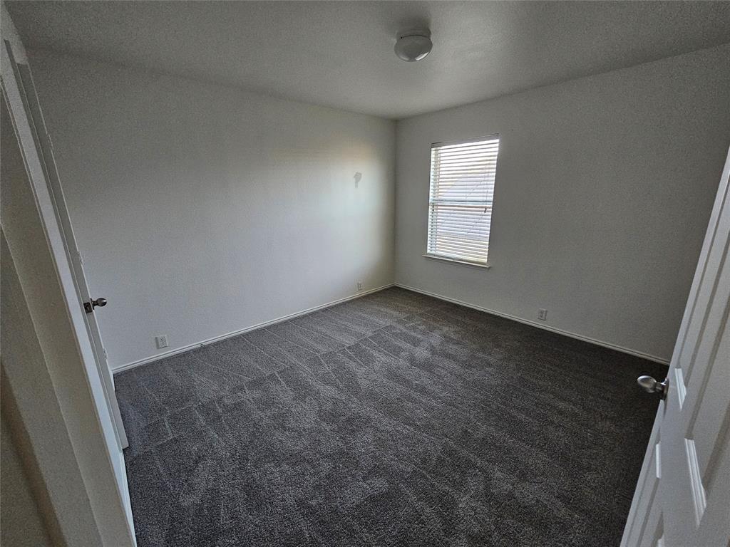 Everman Park South Add - Residential Lease