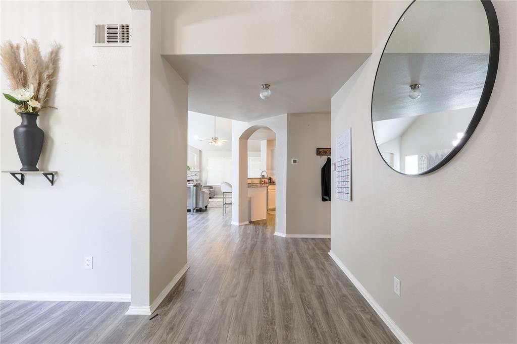 1001 Acacia Drive