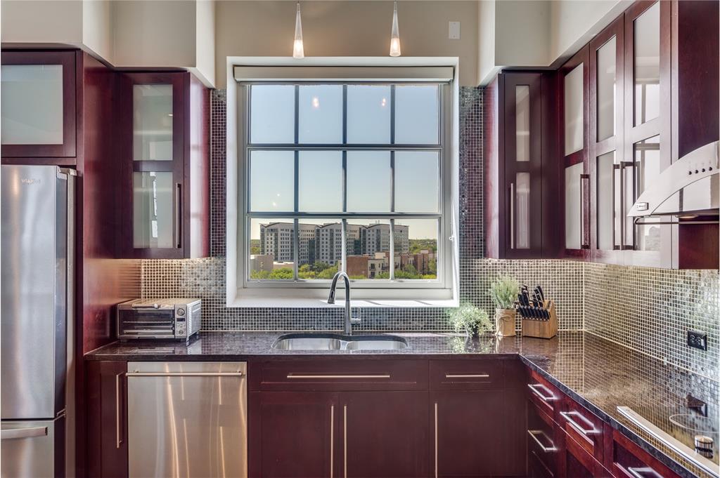 2600 W 7th Street 1717