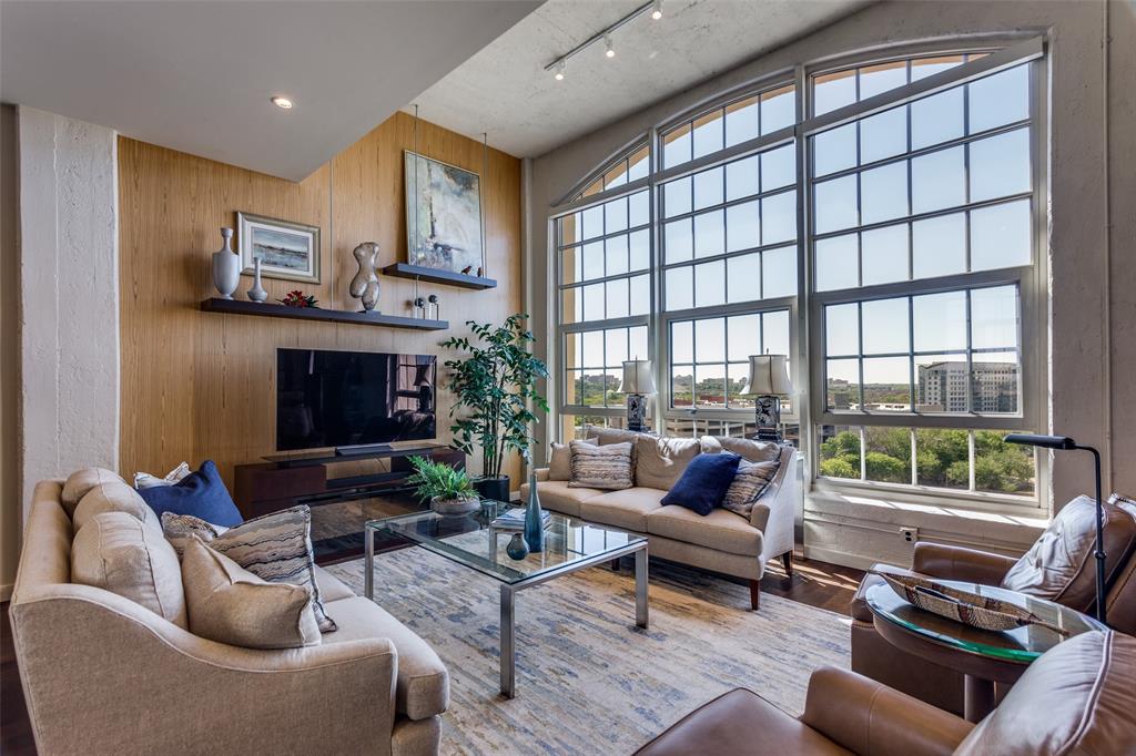 2600 W 7th Street 1717