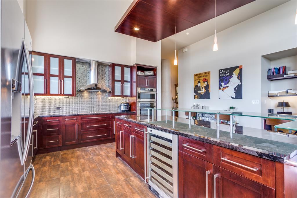 One Montgomery Plaza Residence Condo - Residential