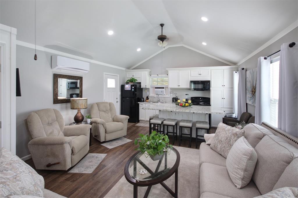 Horseshoe Bend - Residential