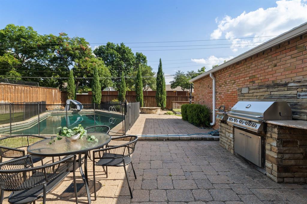 Meadows 03 - Residential