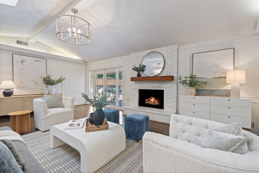 Meadows 03 - Residential