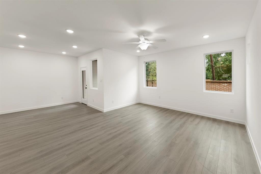 Sereno Oaks at Buckner Terrace - Residential