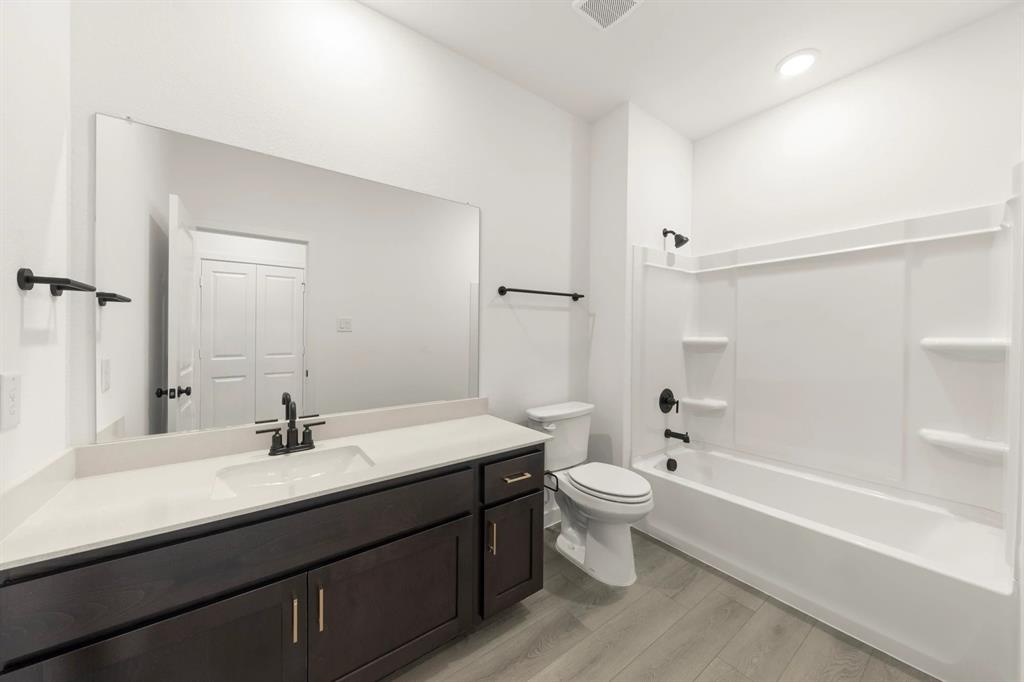 Sereno Oaks at Buckner Terrace - Residential