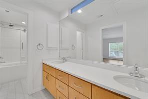 Peak Street Twnhms - Residential Lease