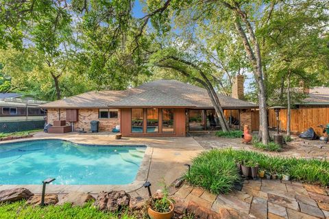 4307 Churchwood Drive Arlington TX 76016