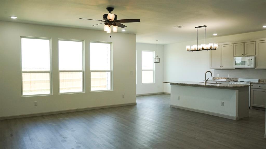 1011 Springview Lane