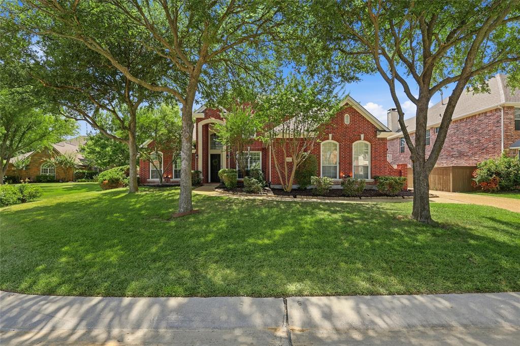 406 Parkwood Court