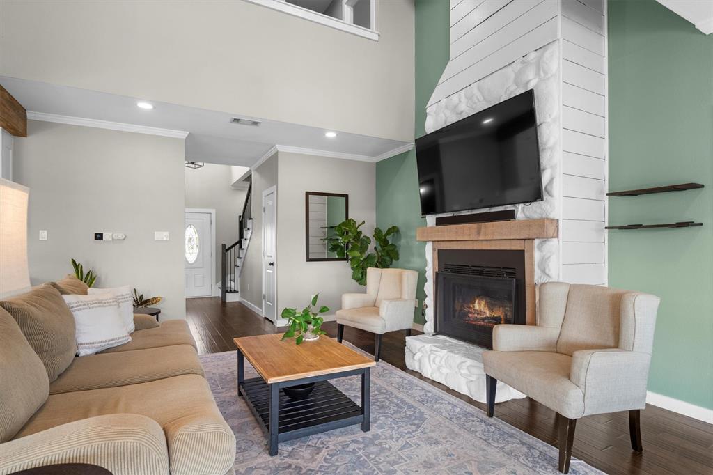 Ja Burns - Residential