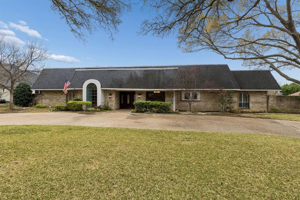 6218 Stonehill Drive