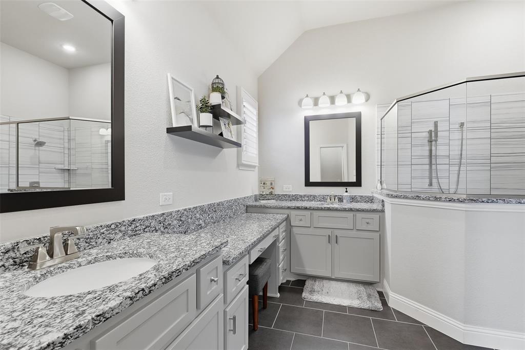 La Frontera - Residential