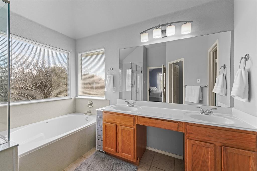 Legend Crest Ph III - Residential