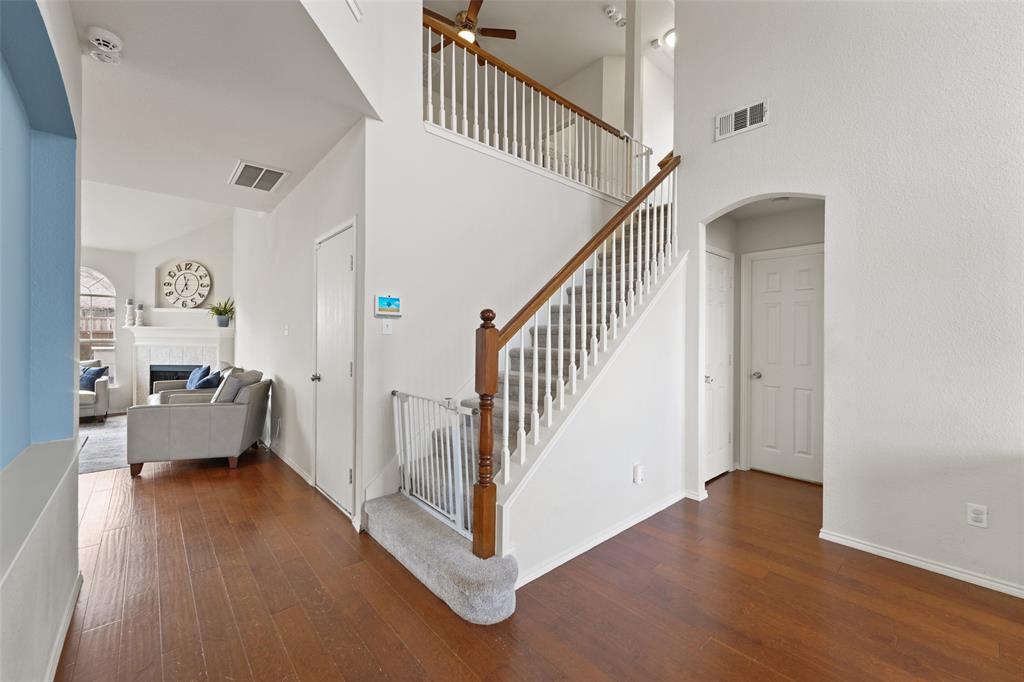 Legend Crest Ph III - Residential