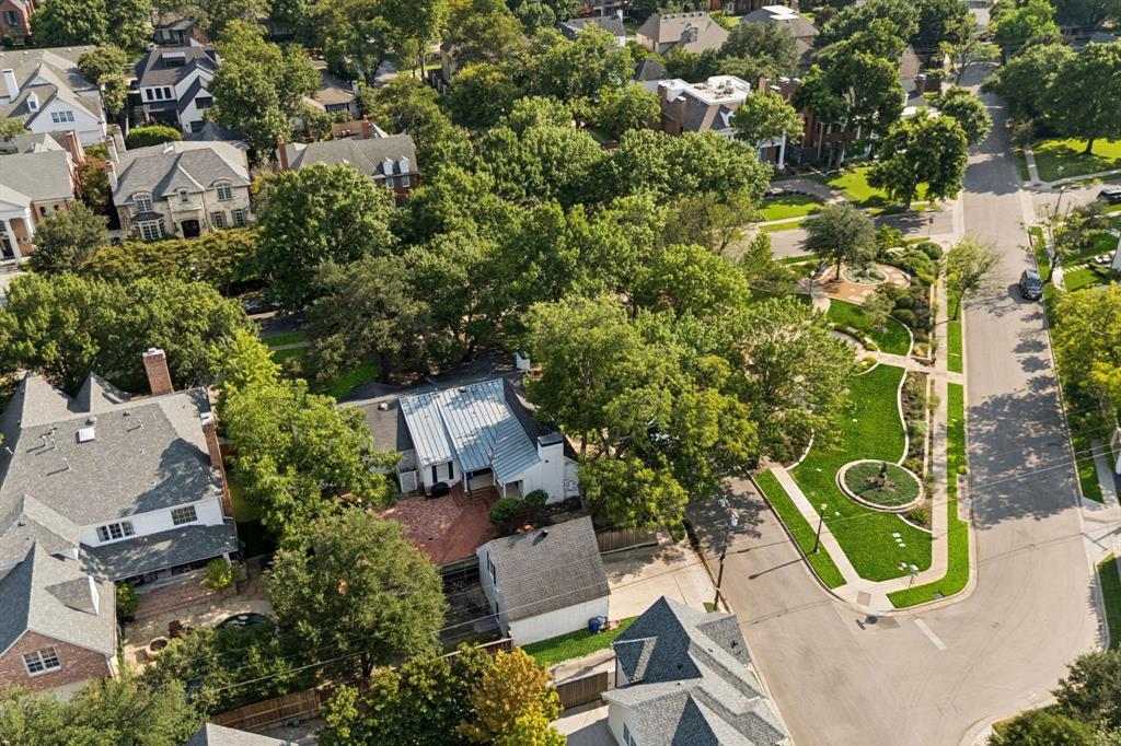 Caruth Hills 04 - Land