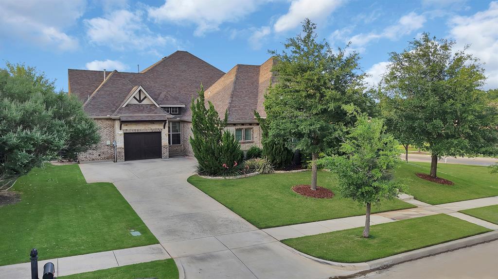 669 Meadow Creek Drive