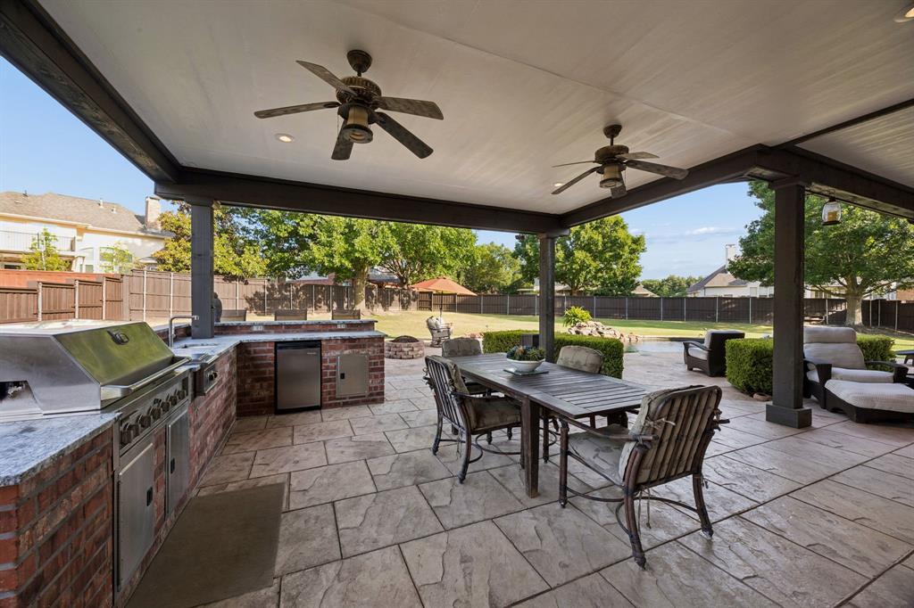 2713 Greenview Drive