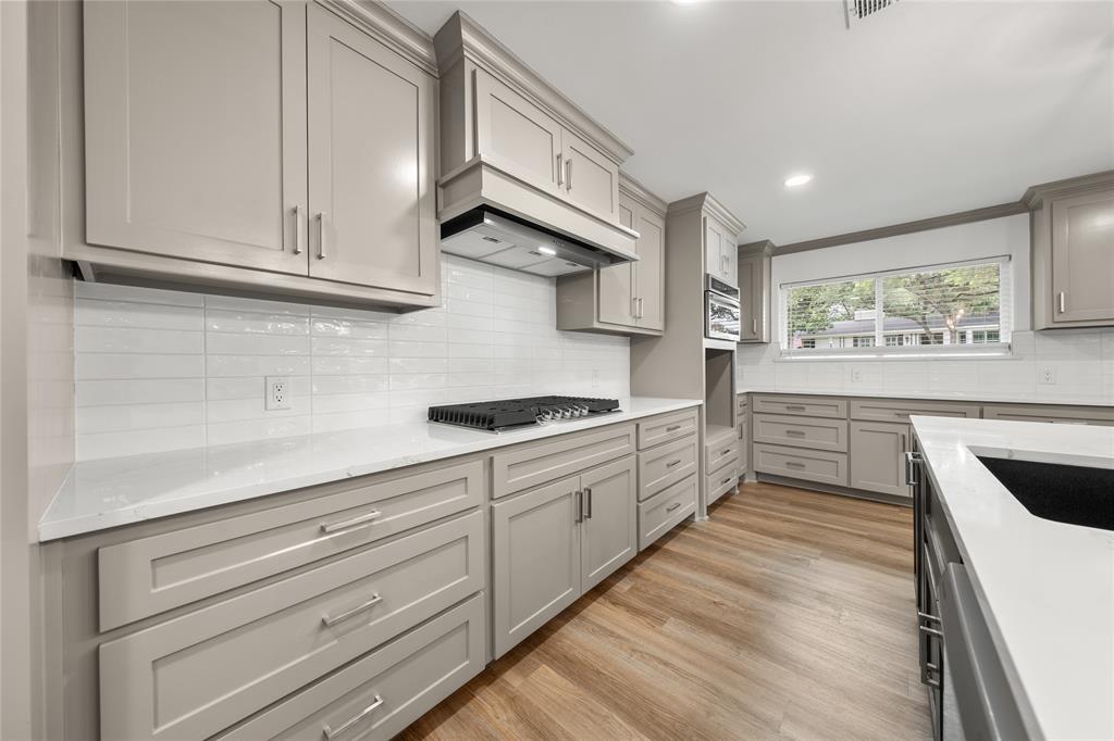 Lewis Harry F - Residential