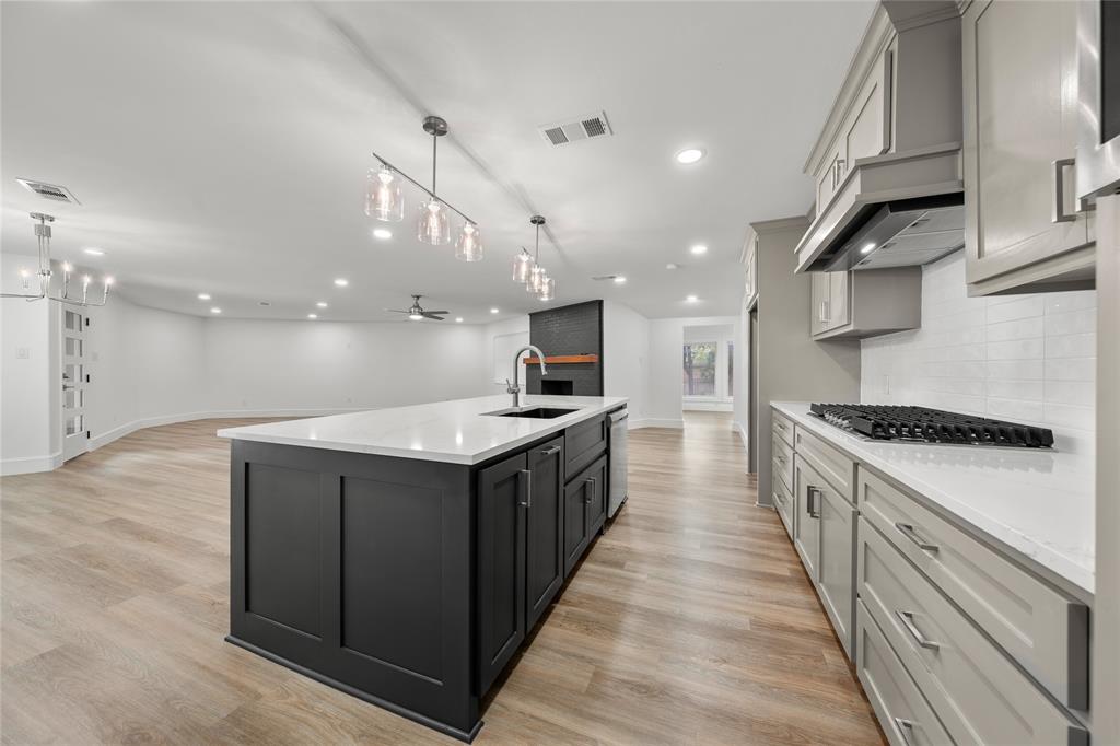 Lewis Harry F - Residential