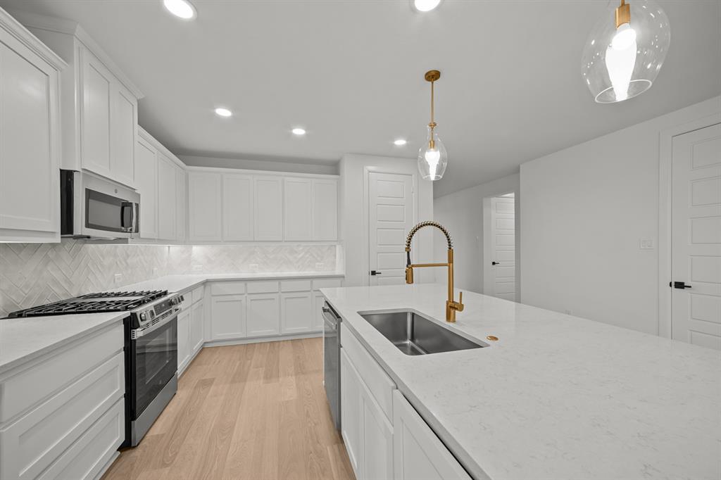 Treeline - Residential