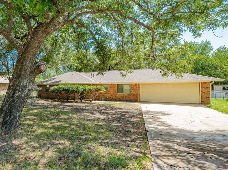 Country Charmer in the heart of Crandall, TX. Discover the perfect blend of comfort and functionality in this lovely 3-bedroom, 2-bath home. Featuring an open floor plan and recently updated bathrooms, this home is move-in ready and ideal for everyday living and entertaining.
Step outside and enjoy a backyard made for memories complete with a tree house, fire pit, and plenty of shade from mature trees. There's space to play, relax, and gather with friends and family. This property also includes a workshop with electricity and an additional storage shed, giving you all the space you need for hobbies, tools, or outdoor equipment. The shop also has plumbing installed, but needs completed.
With the Open living, kitchen & dining area; Updated bathrooms with modern finishes; Fully fenced backyard with plenty of room to roam; Versatile outbuildings including a powered workshop this home checks all the boxes.