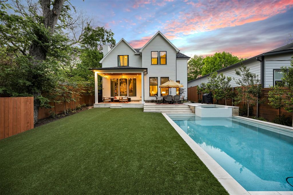 8810 Groveland Drive