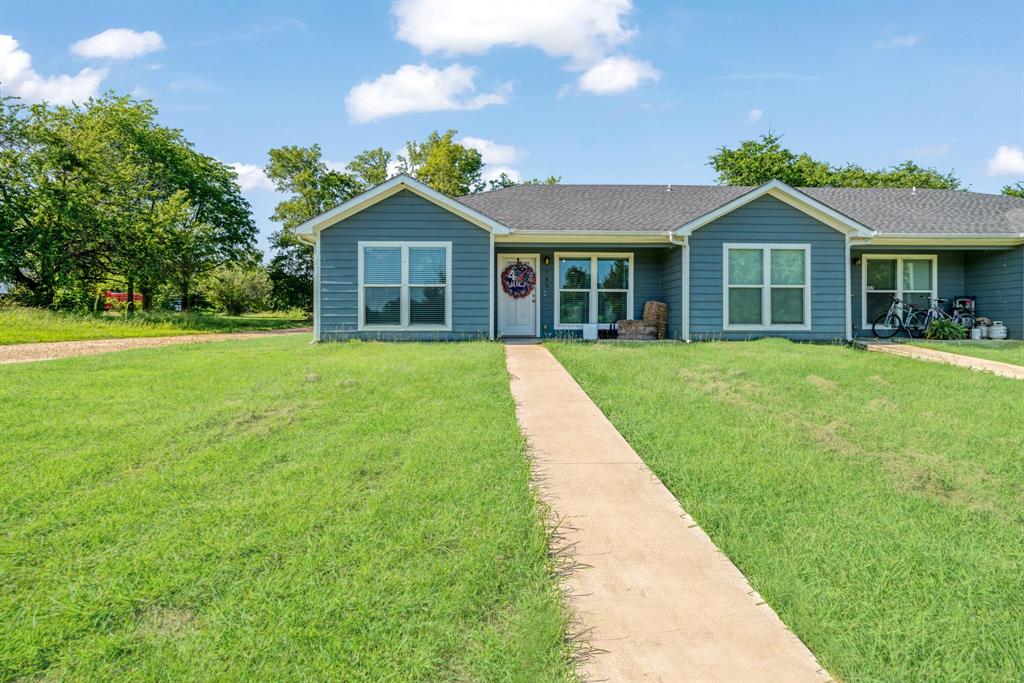 797 Farm Road 1510