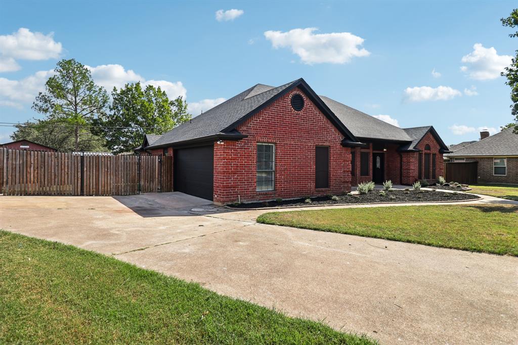 417 Sherwood Court