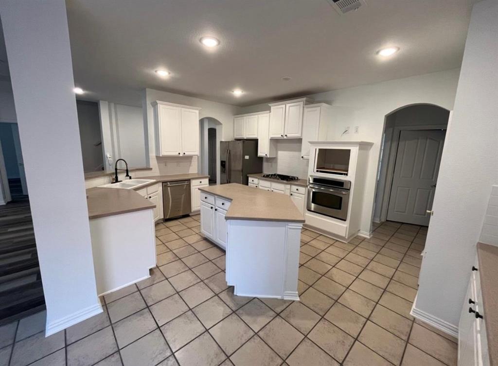 Lakeview At Point Vista Ph 1 - Residential Lease