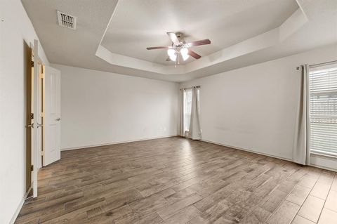 Tiny photo for 409 Stampede Court, Fort Worth, TX 76131 (MLS # 21198831)